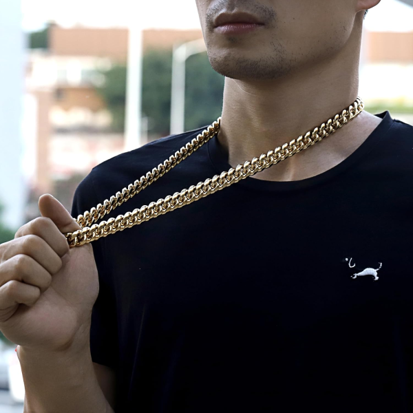 Miami Cuban Link Chain for Men 15mm x 18" inches - Celebrity Style - Image 5